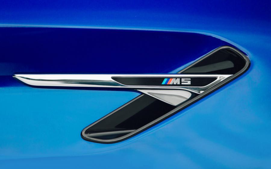 Детали экстерьера BMW M5 (F90) 2018 года  (UK) (фото 33 из 40)